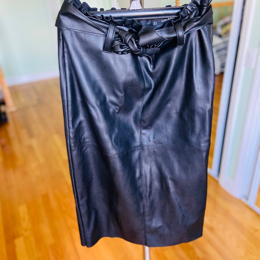 Beautiful belted leather pencil skirt, S (some stretch), $45